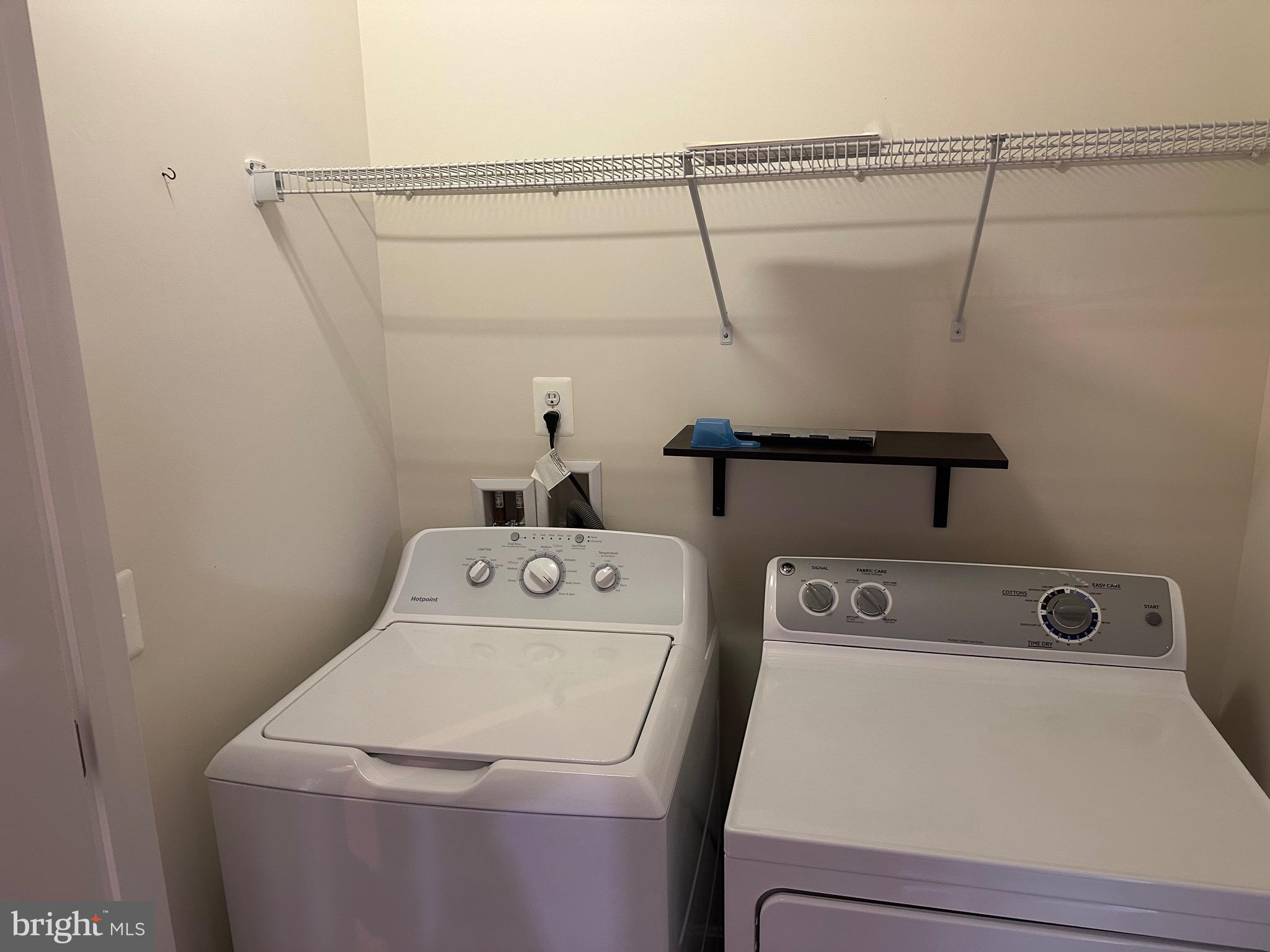 LANSDOWNE - Residential Lease