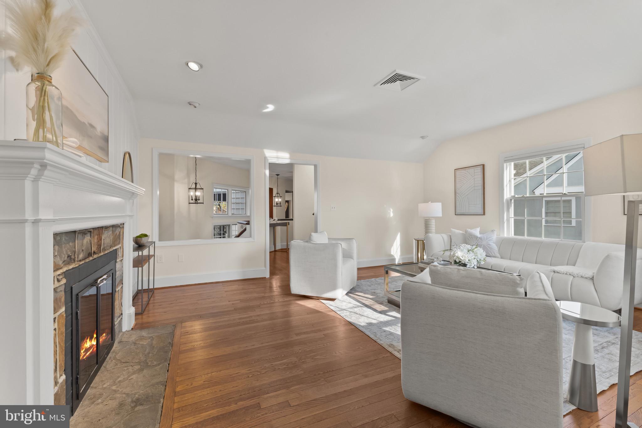 JEFFERSON PARK - Residential