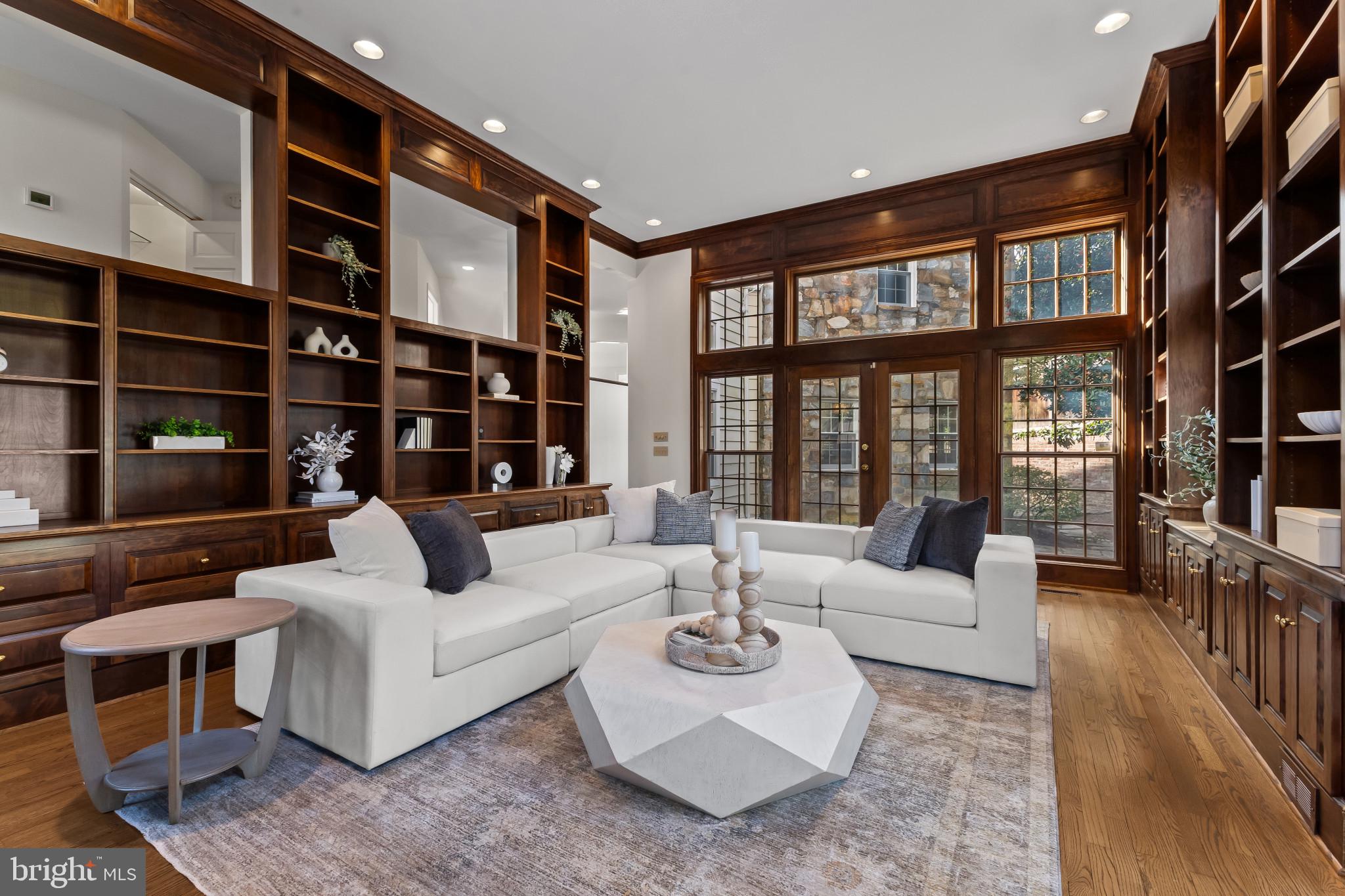 JEFFERSON PARK - Residential