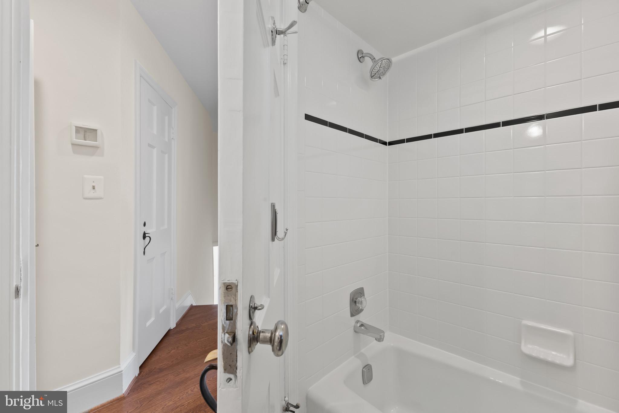 JEFFERSON PARK - Residential