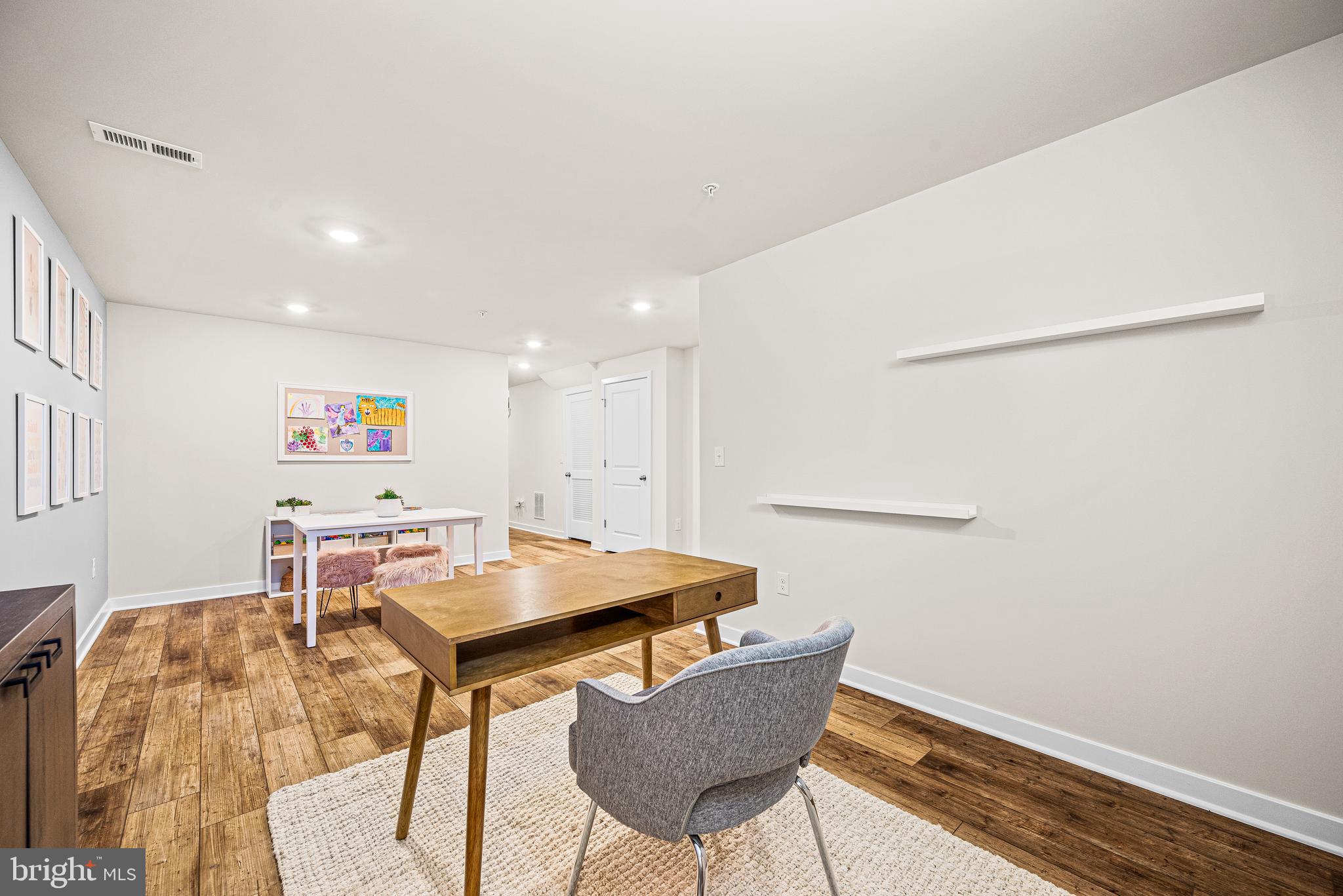 BROOKSIDE COURT AT UPPER SAUCON - Residential