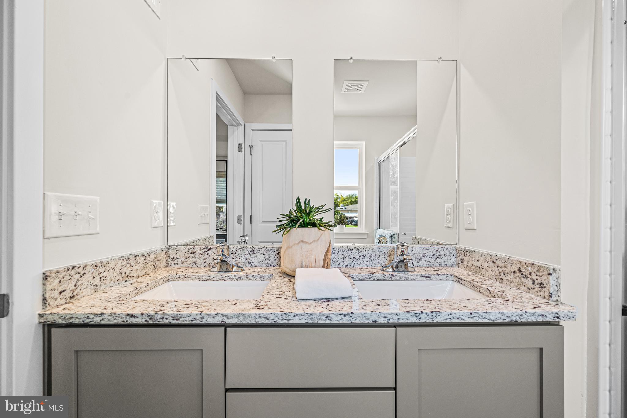 BROOKSIDE COURT AT UPPER SAUCON - Residential