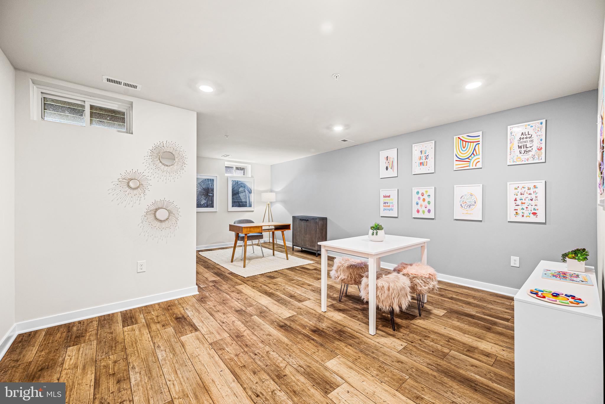 BROOKSIDE COURT AT UPPER SAUCON - Residential