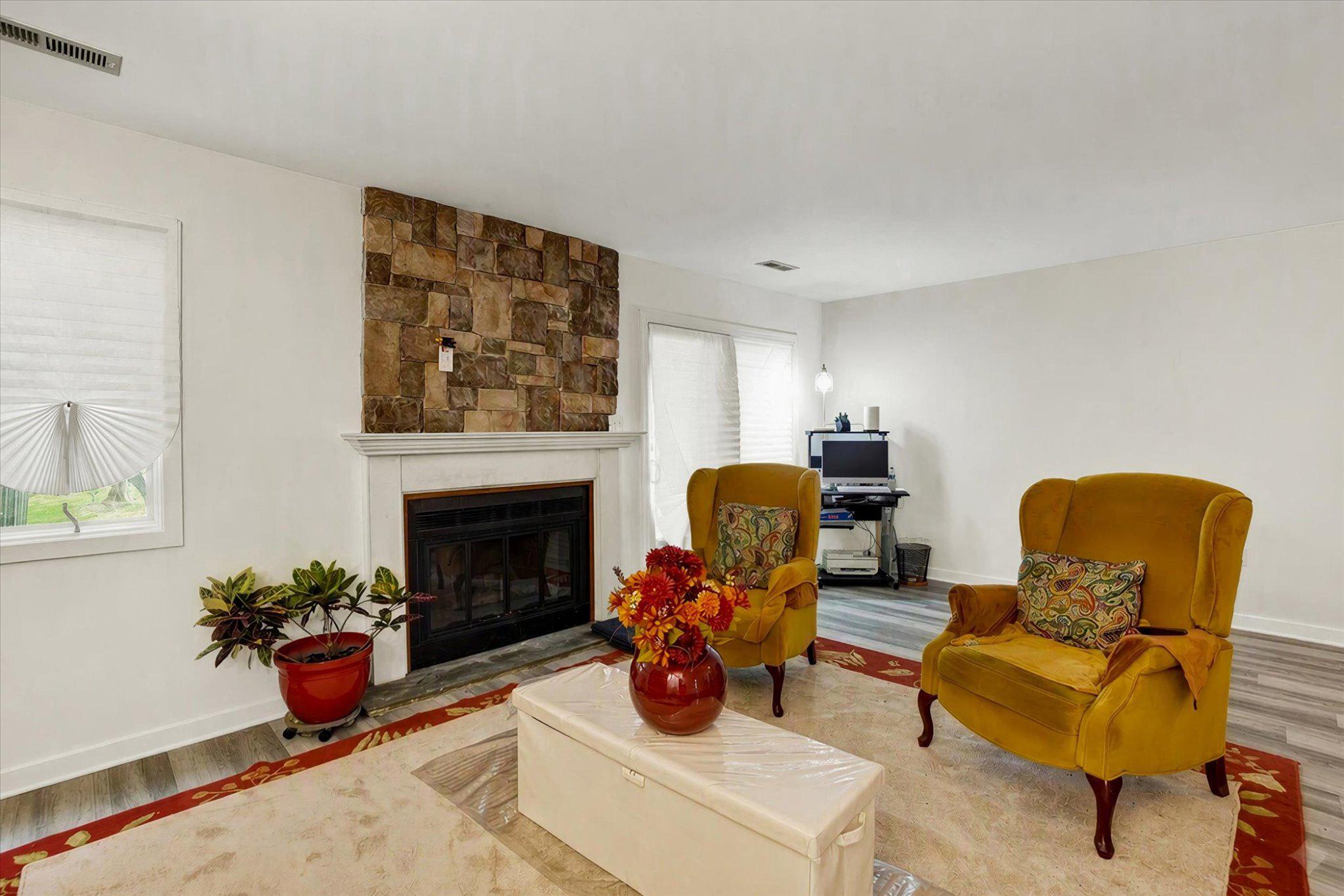 14 COPPERWOOD COURT