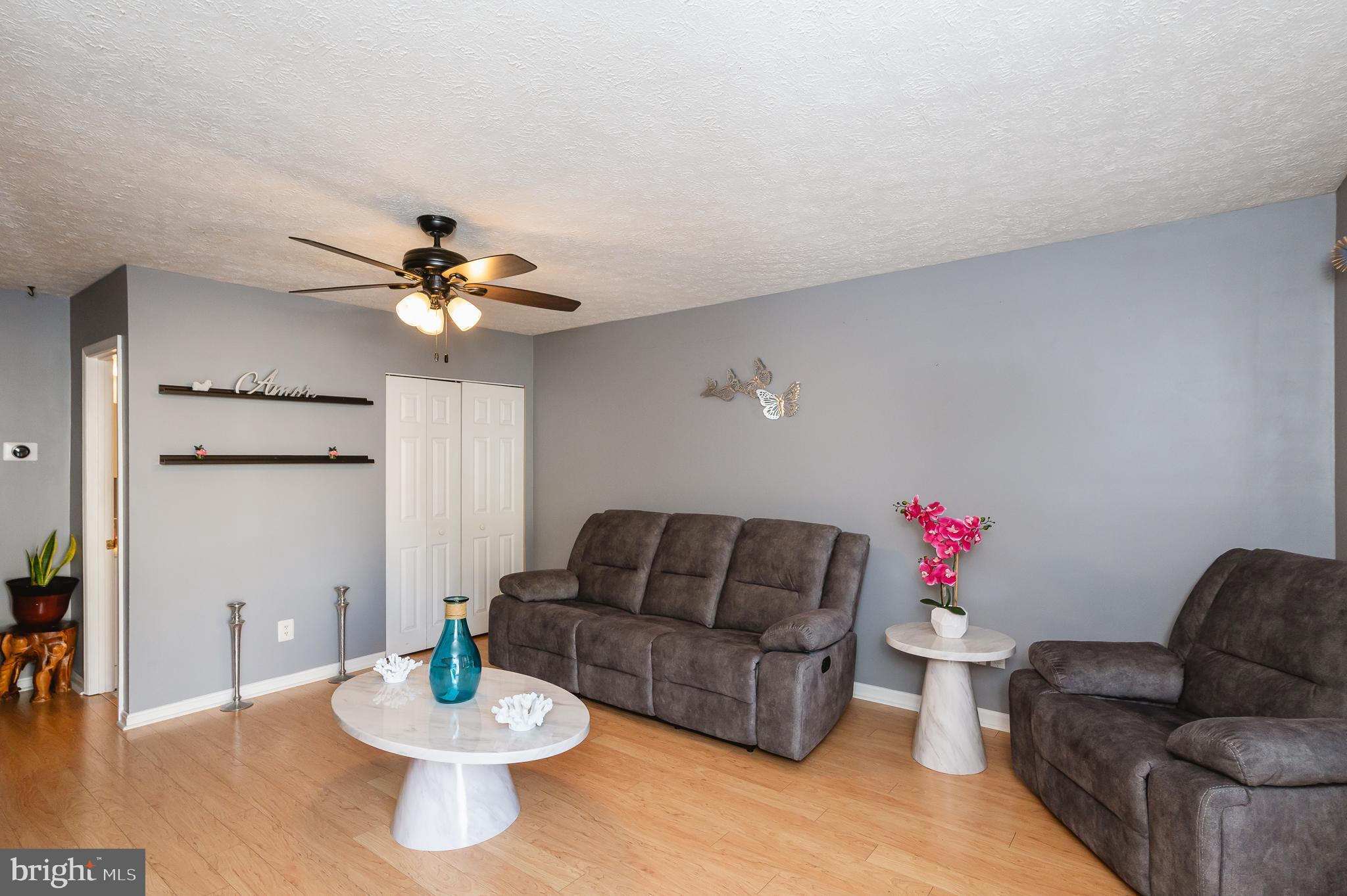 PARK MANOR - Residential