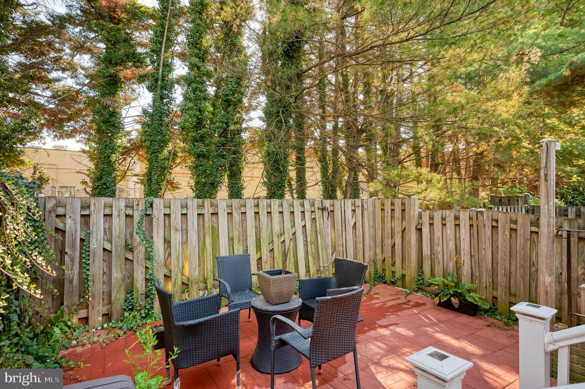 PARK MANOR - Residential