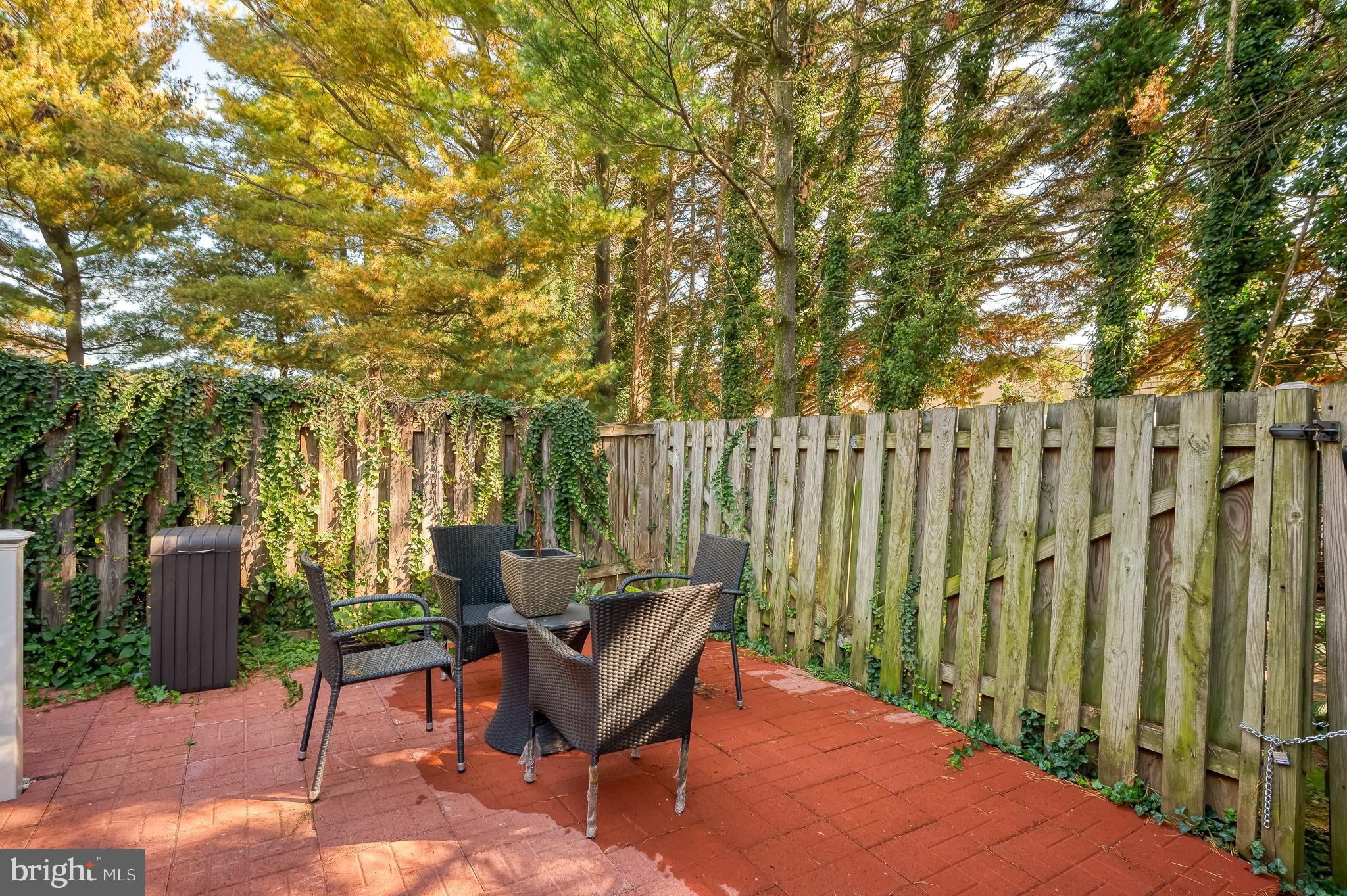 PARK MANOR - Residential