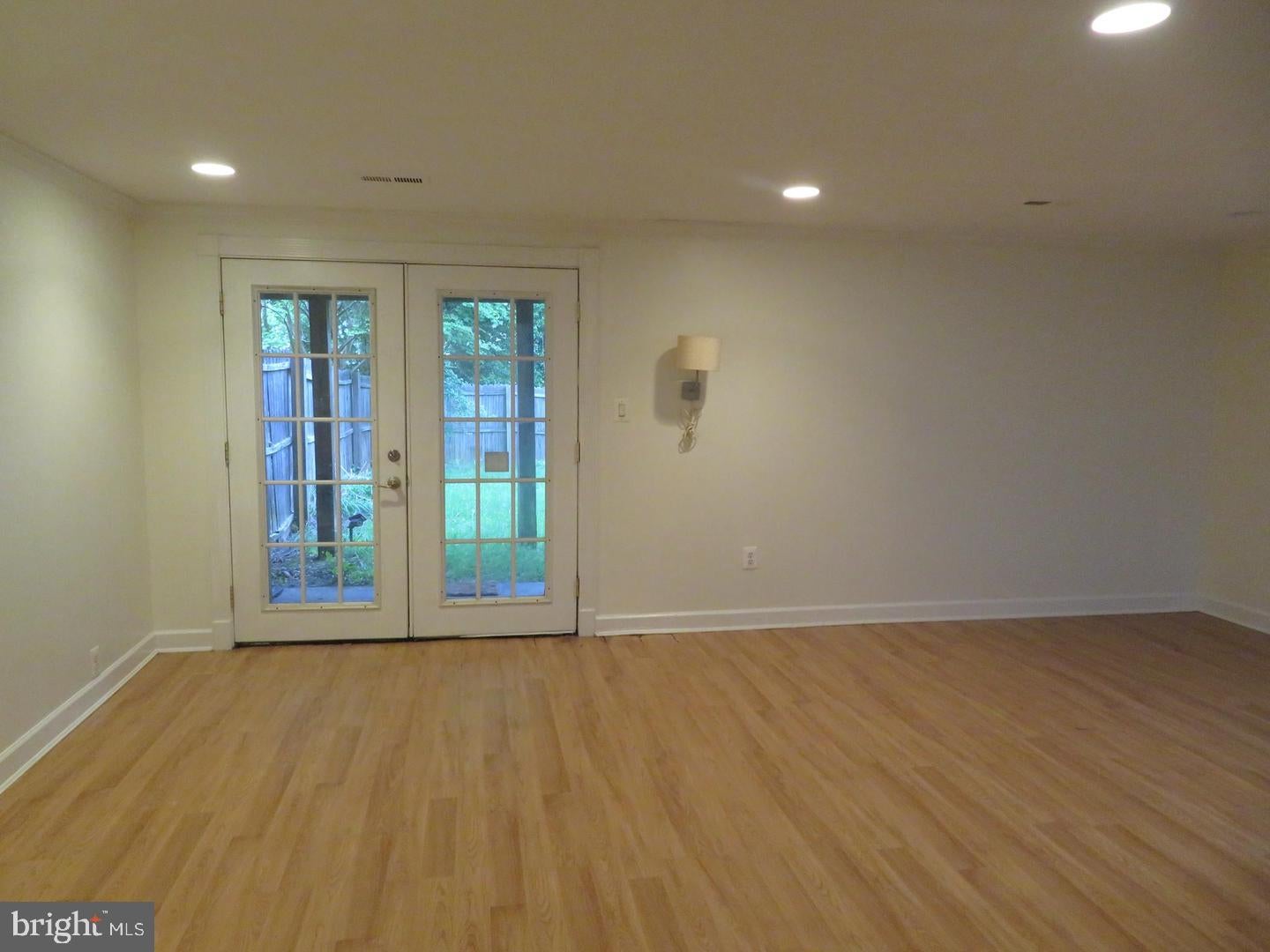 1381 HAZEL NUT COURT