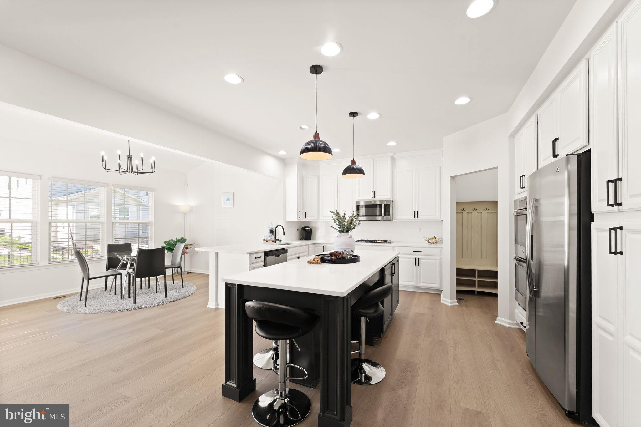 SEVEN HILLS - Residential