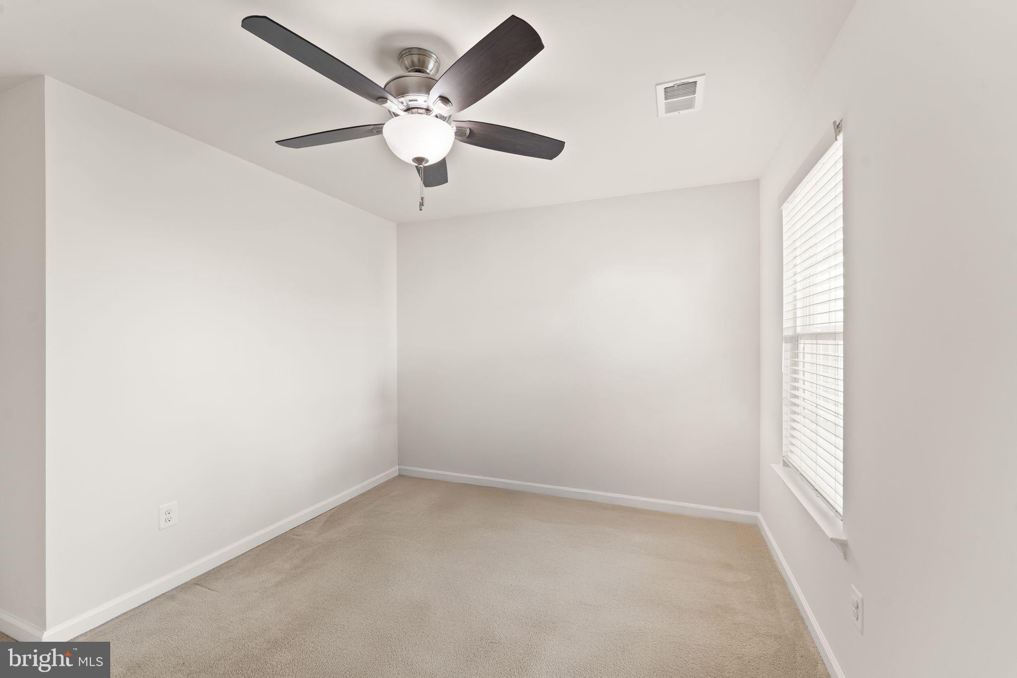 SEVEN HILLS - Residential