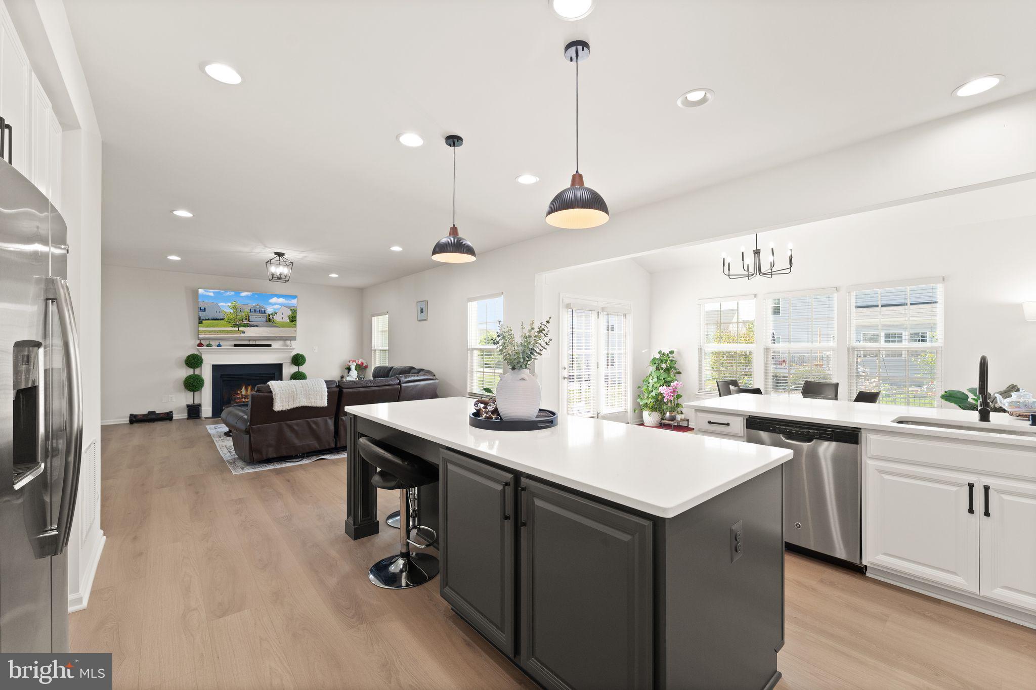 SEVEN HILLS - Residential