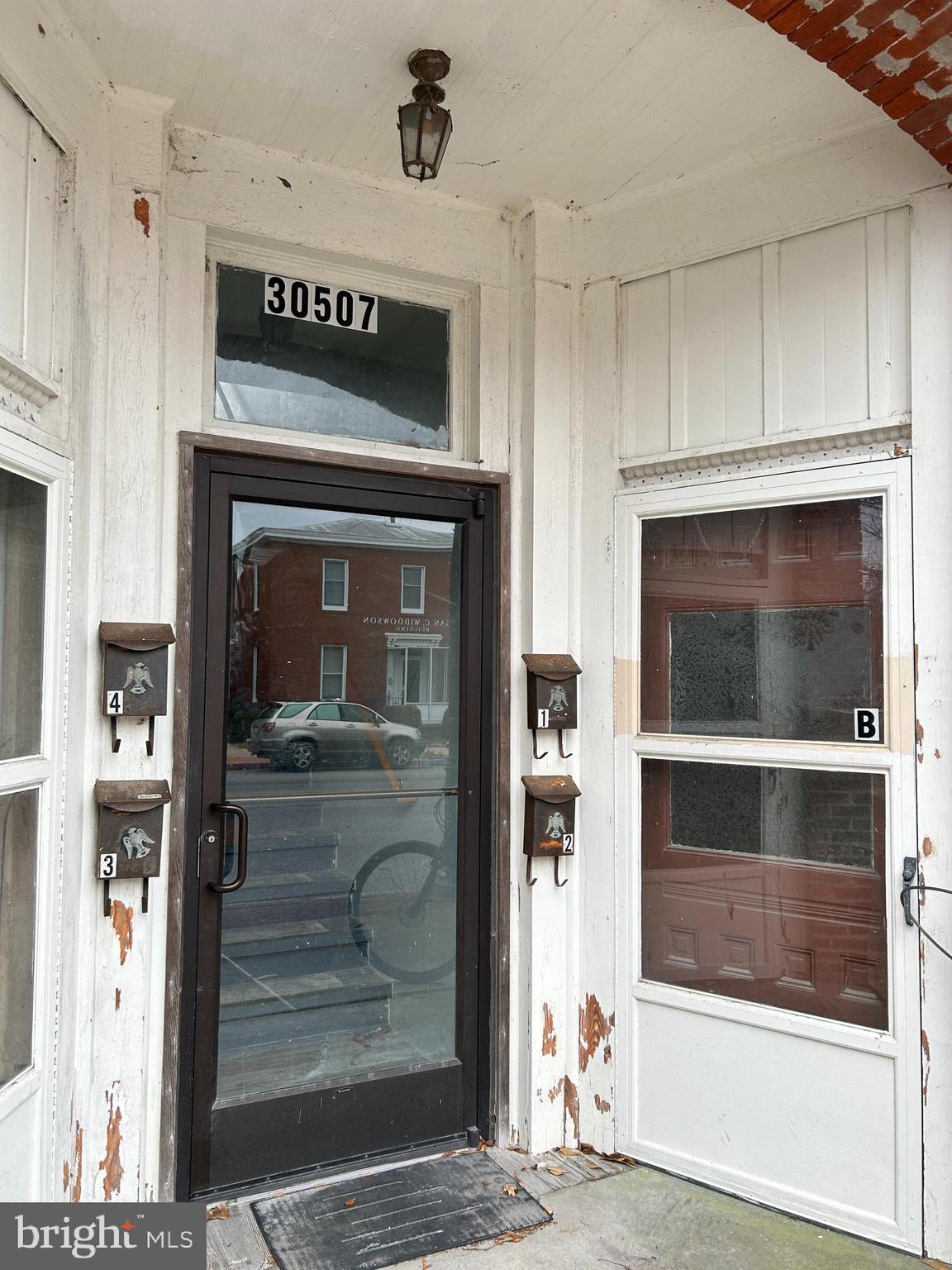 30507 PRINCE WILLIAM STREET B