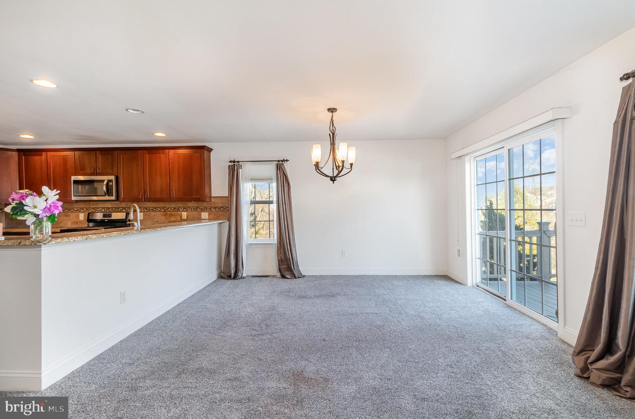 BUMBLE BEE HOLLOW - Residential