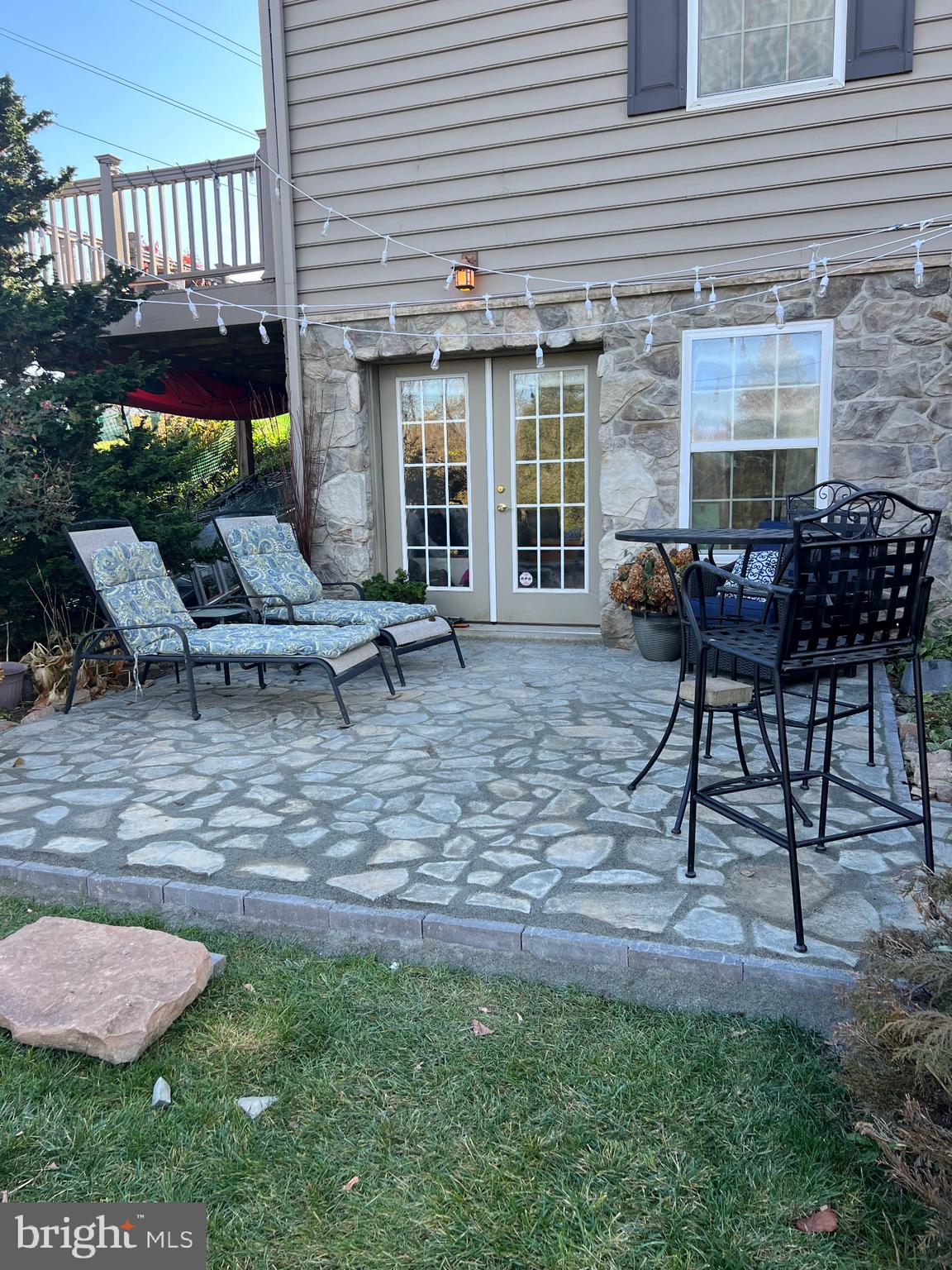 BUMBLE BEE HOLLOW - Residential