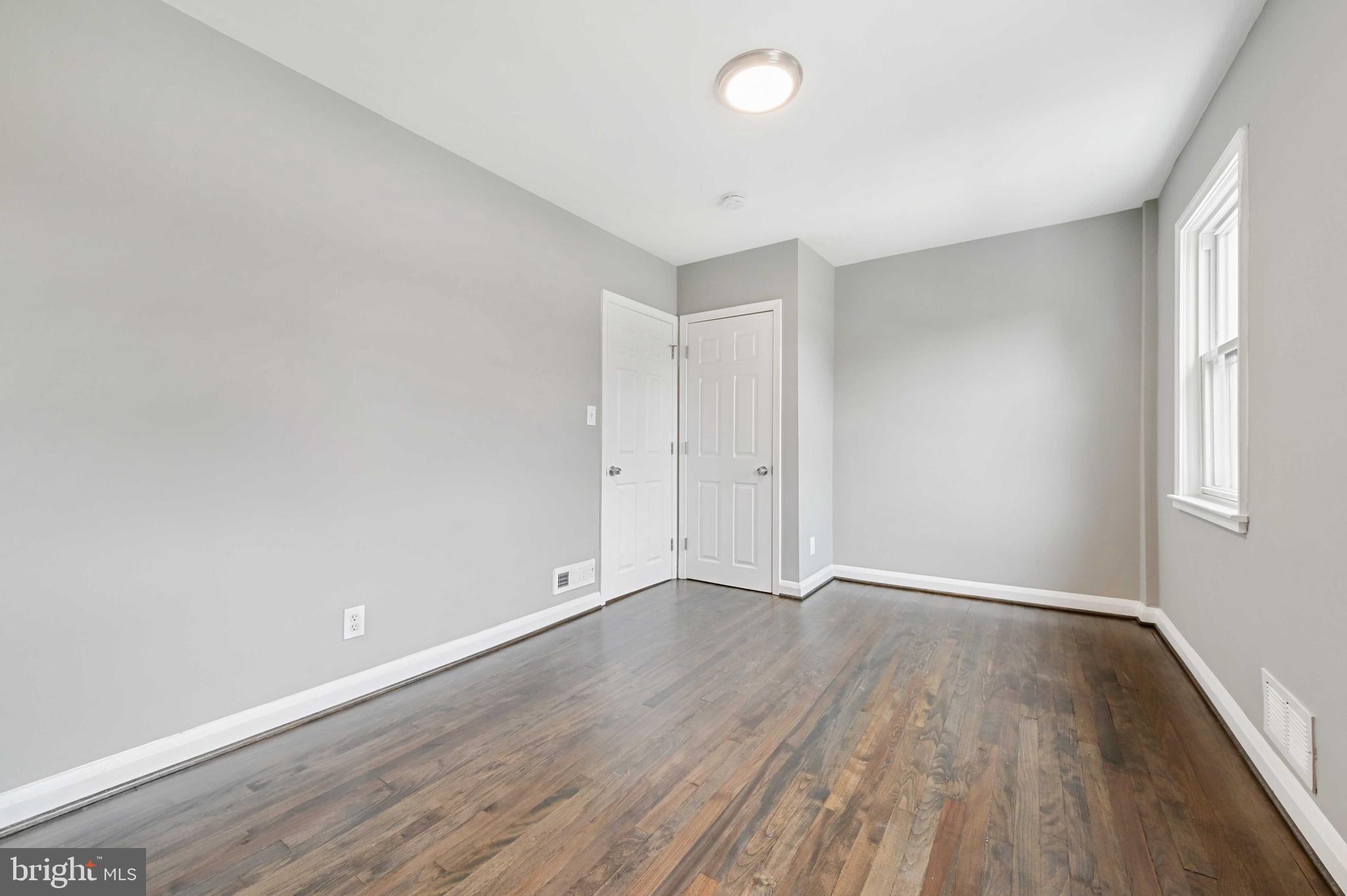 DUNDALK VILLAGE - Residential