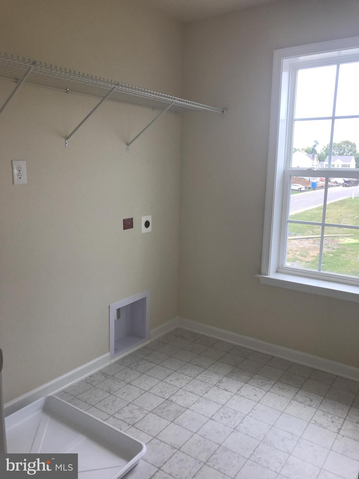 THE VILLAGE OF WASHINGTON TRAIL - Residential