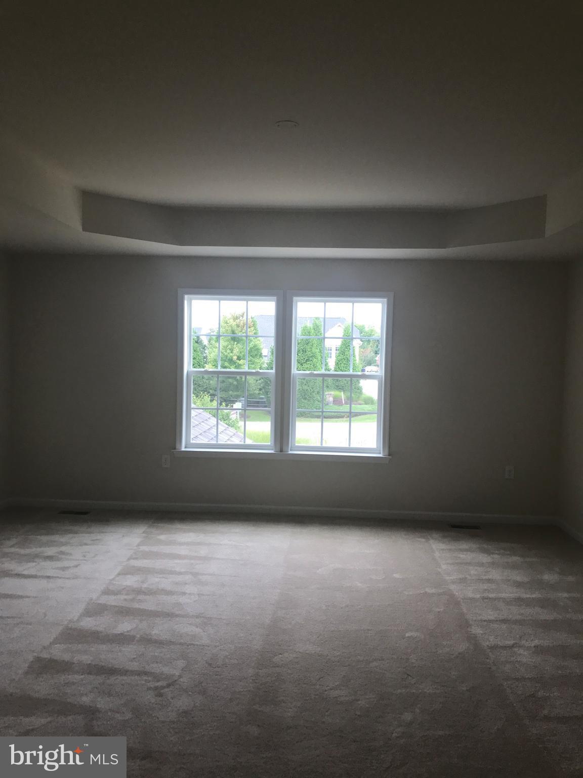 THE VILLAGE OF WASHINGTON TRAIL - Residential