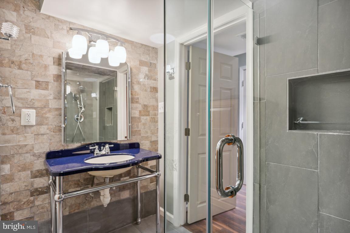 WETHERBURN - Residential