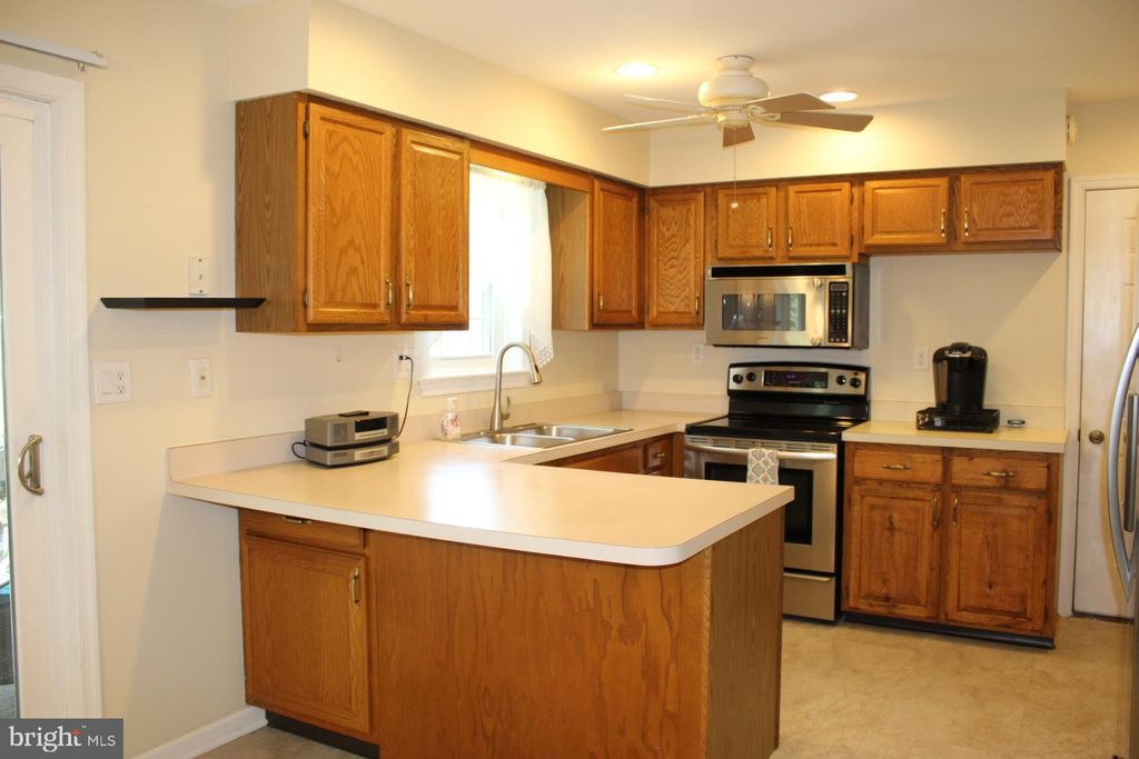 Photo of 136 Hampden Drive, MOUNTVILLE, PA 17554 (MLS # PALA2073288)