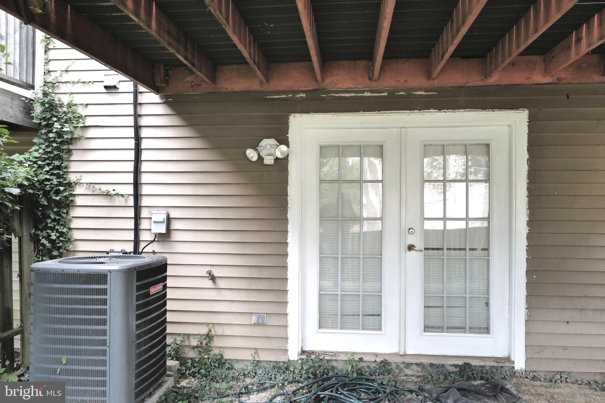 OWINGS MILLS - Residential