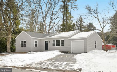 Homes For Sale - 200 Willow Road<br/> ORWIGSBURG, PA 17961