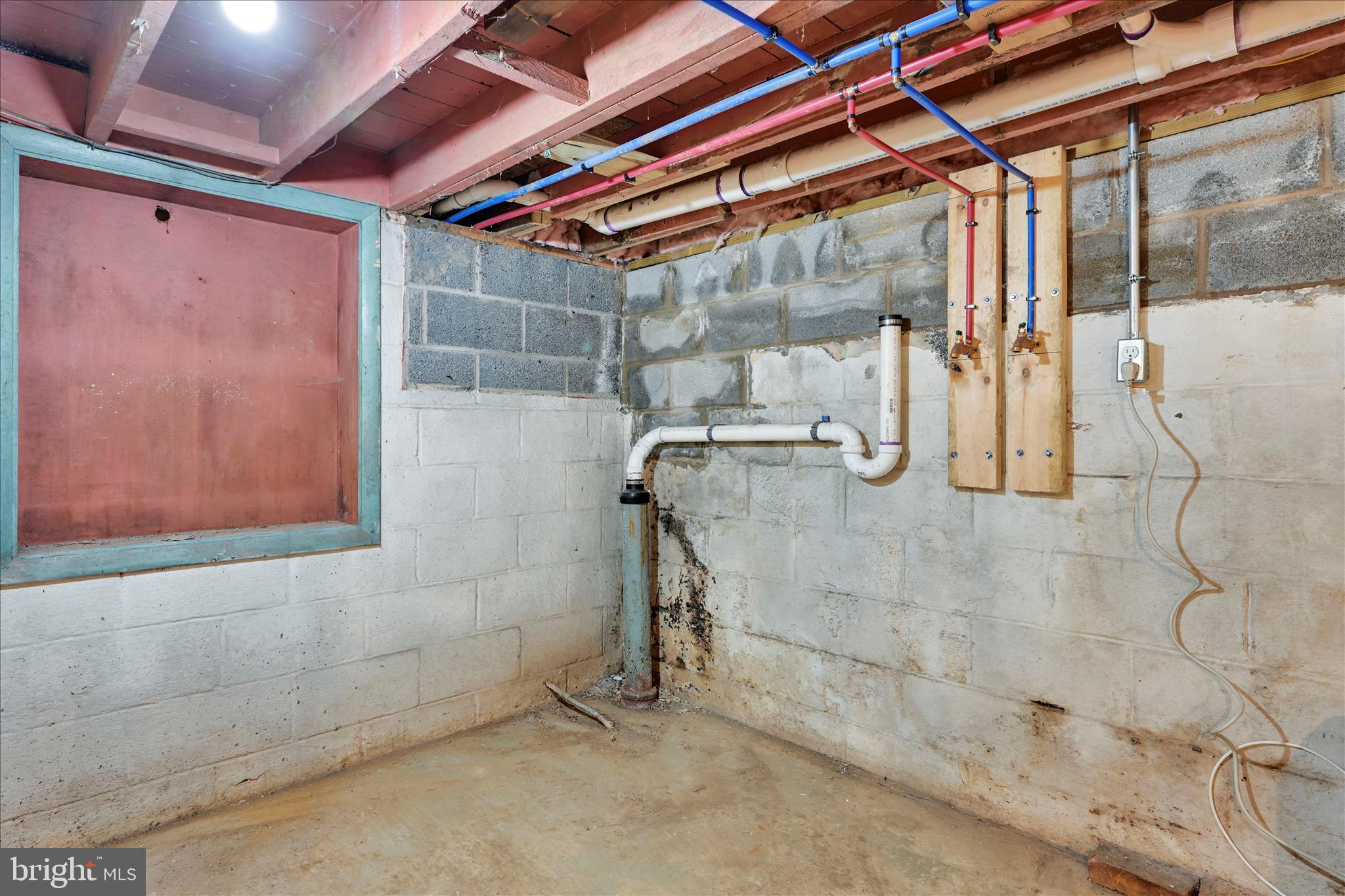 DEER LAKE - Residential