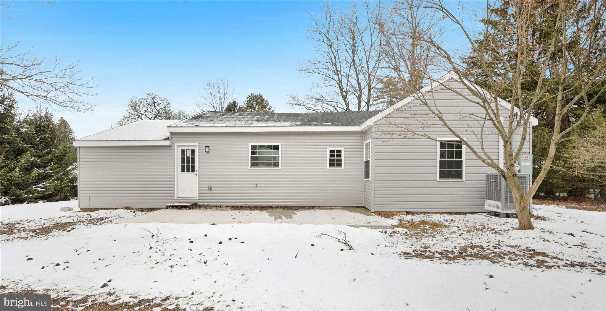 DEER LAKE - Residential