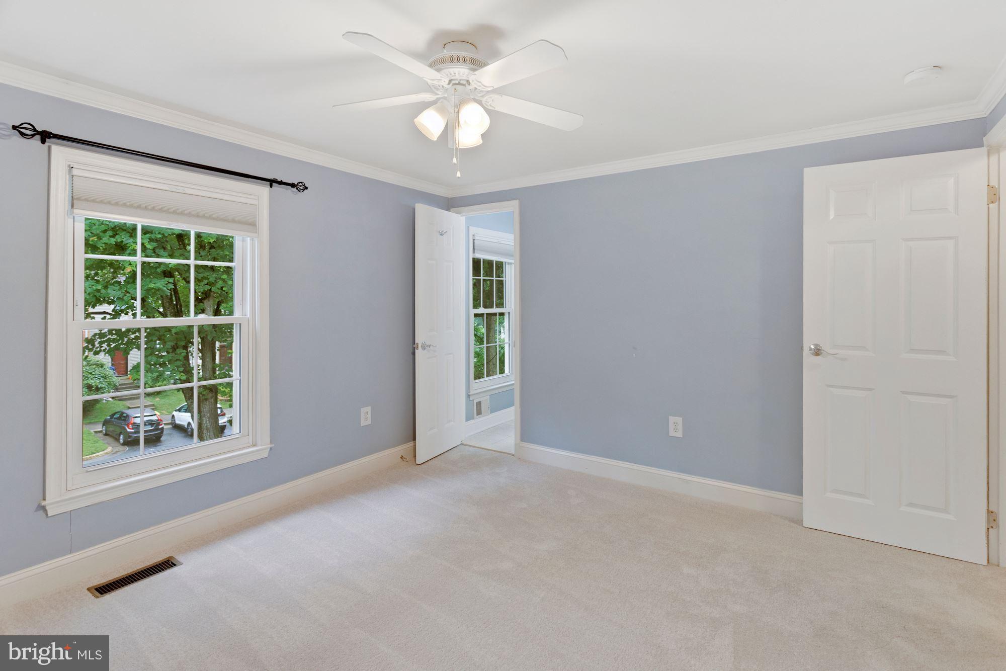 BURKE CENTRE - Residential