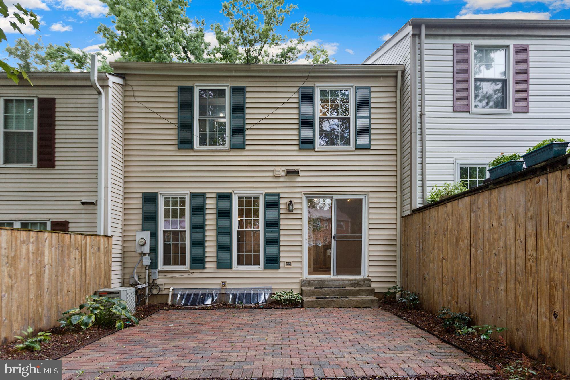 BURKE CENTRE - Residential