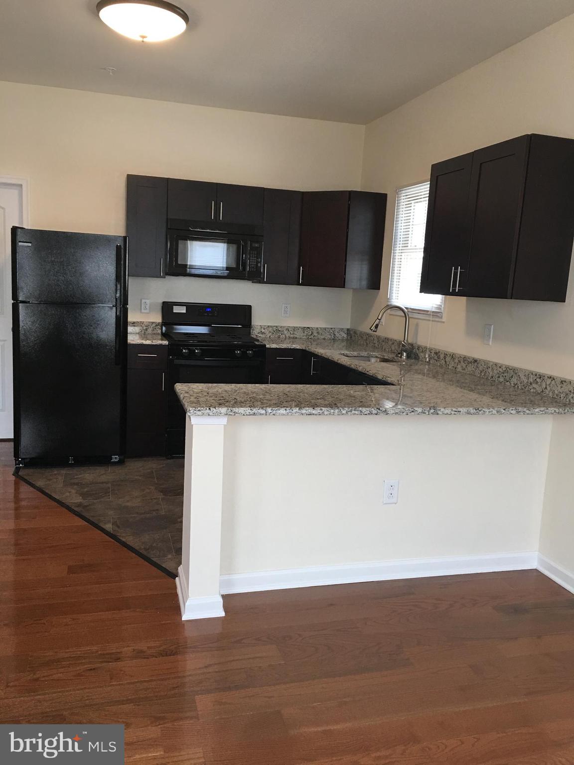 357 OAKWOOD AVENUE 201