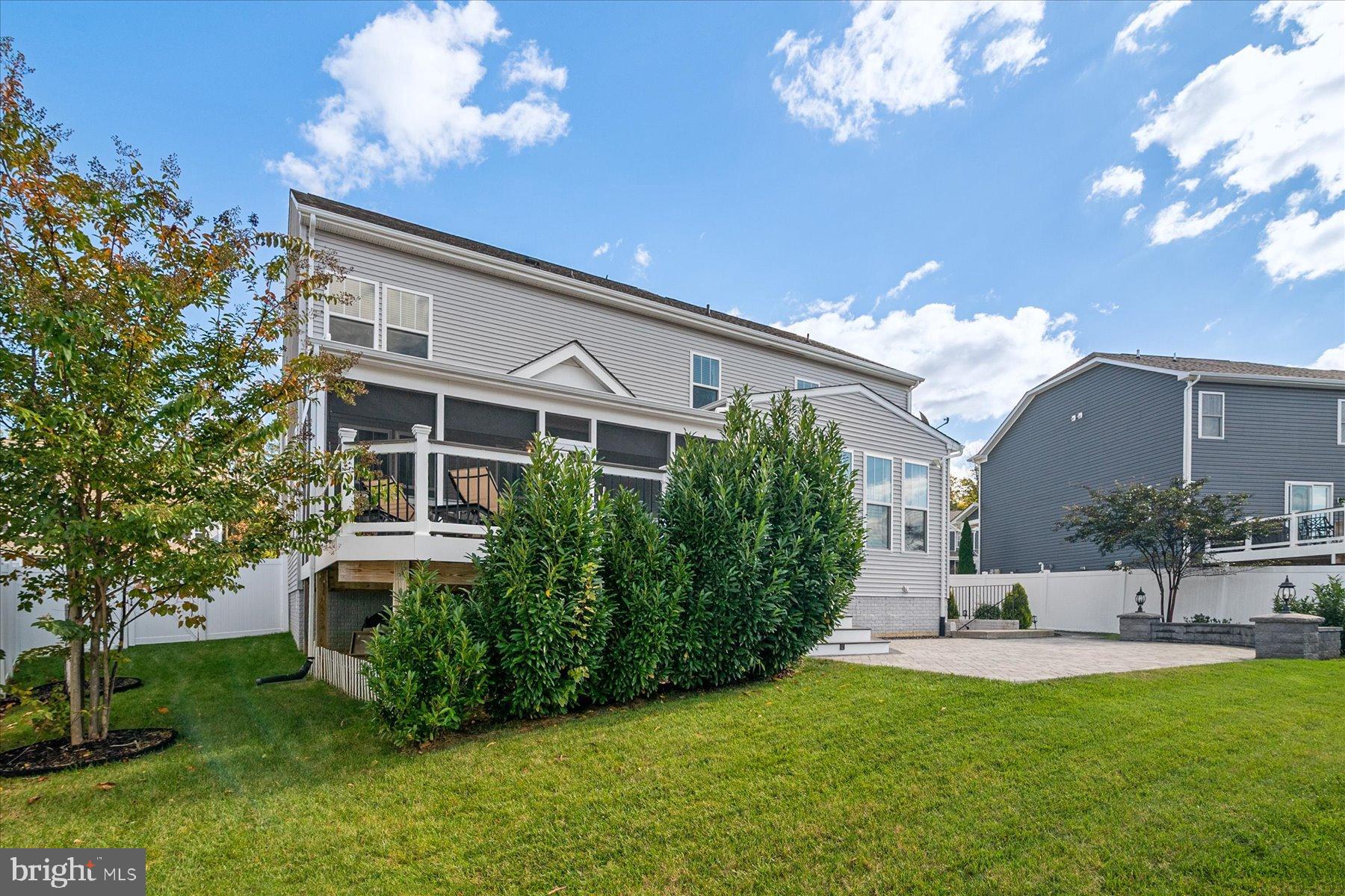 THE CASCADES AT TWO RIVERS - Residential