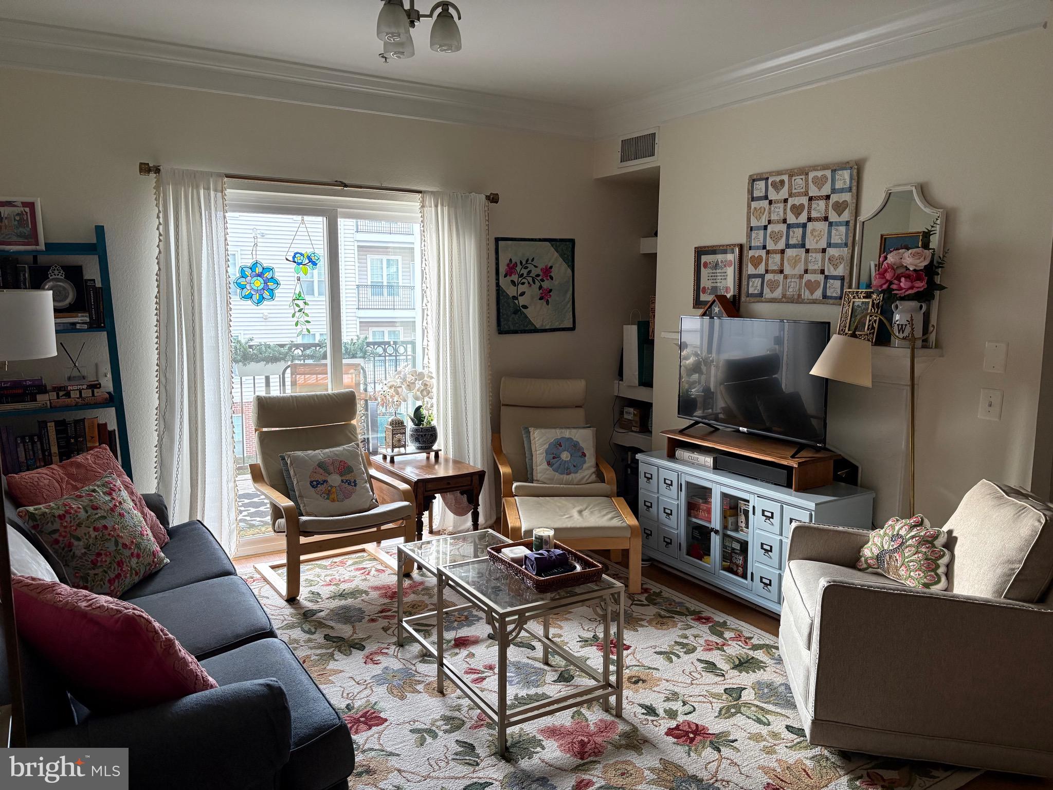 1571 SPRING GATE DRIVE 6311