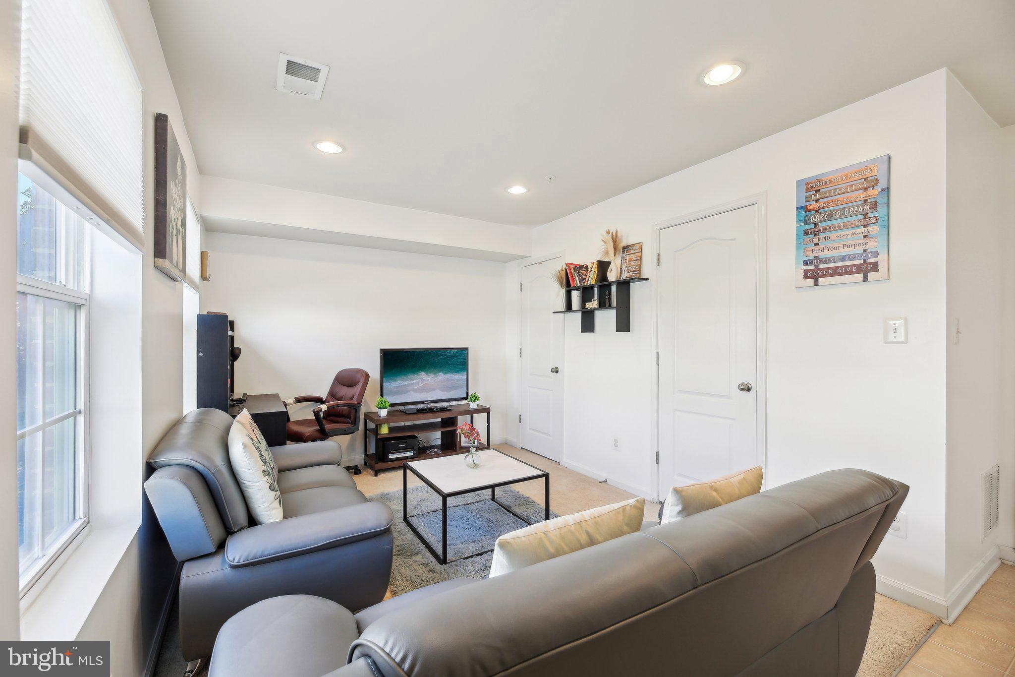 MAGNOLIA LANDING - Residential Lease