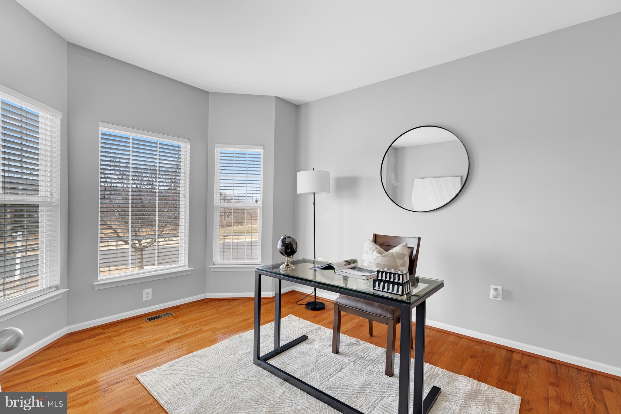 LAKE POINT ROUND HILL - Residential