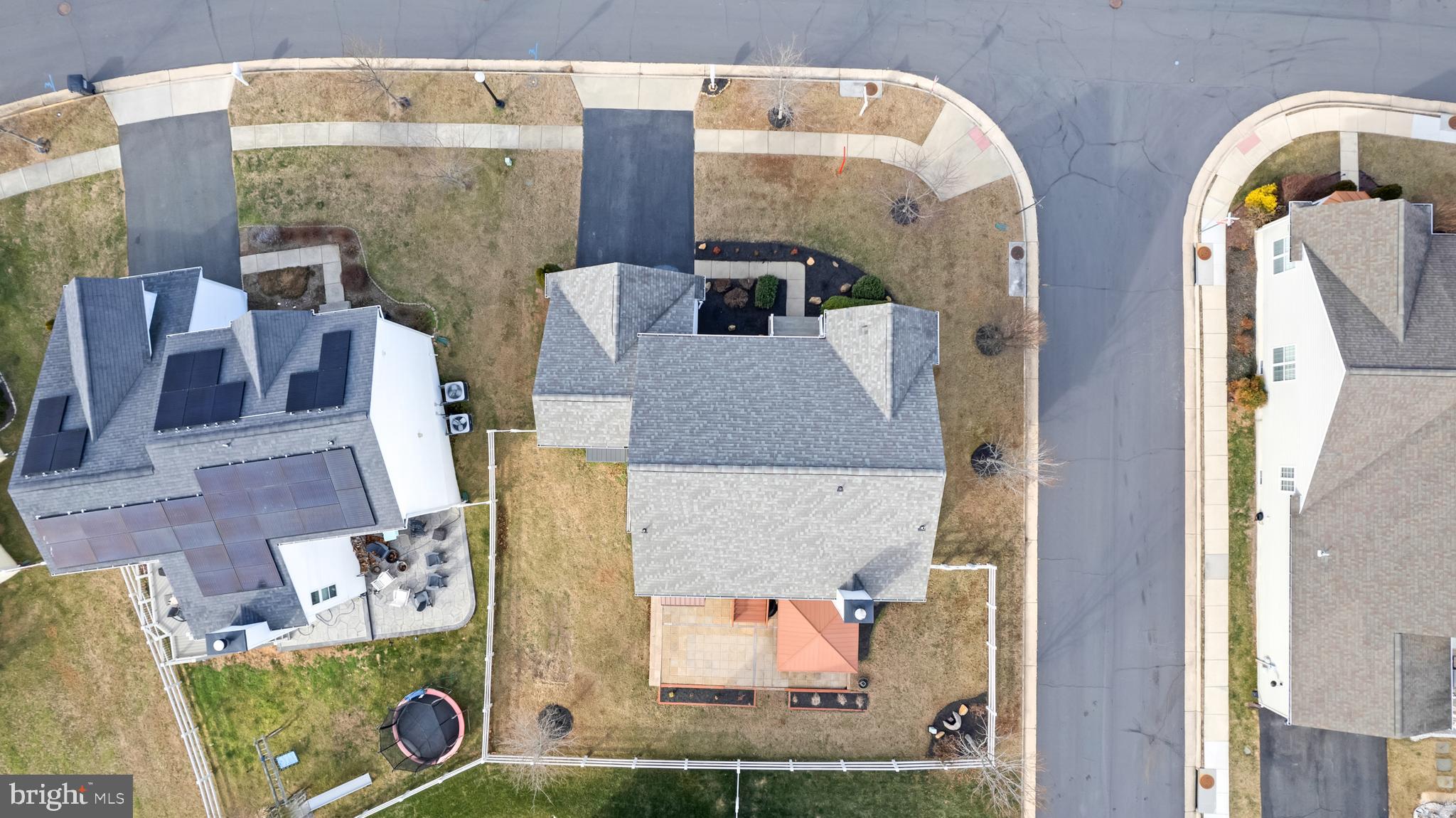 LAKE POINT ROUND HILL - Residential