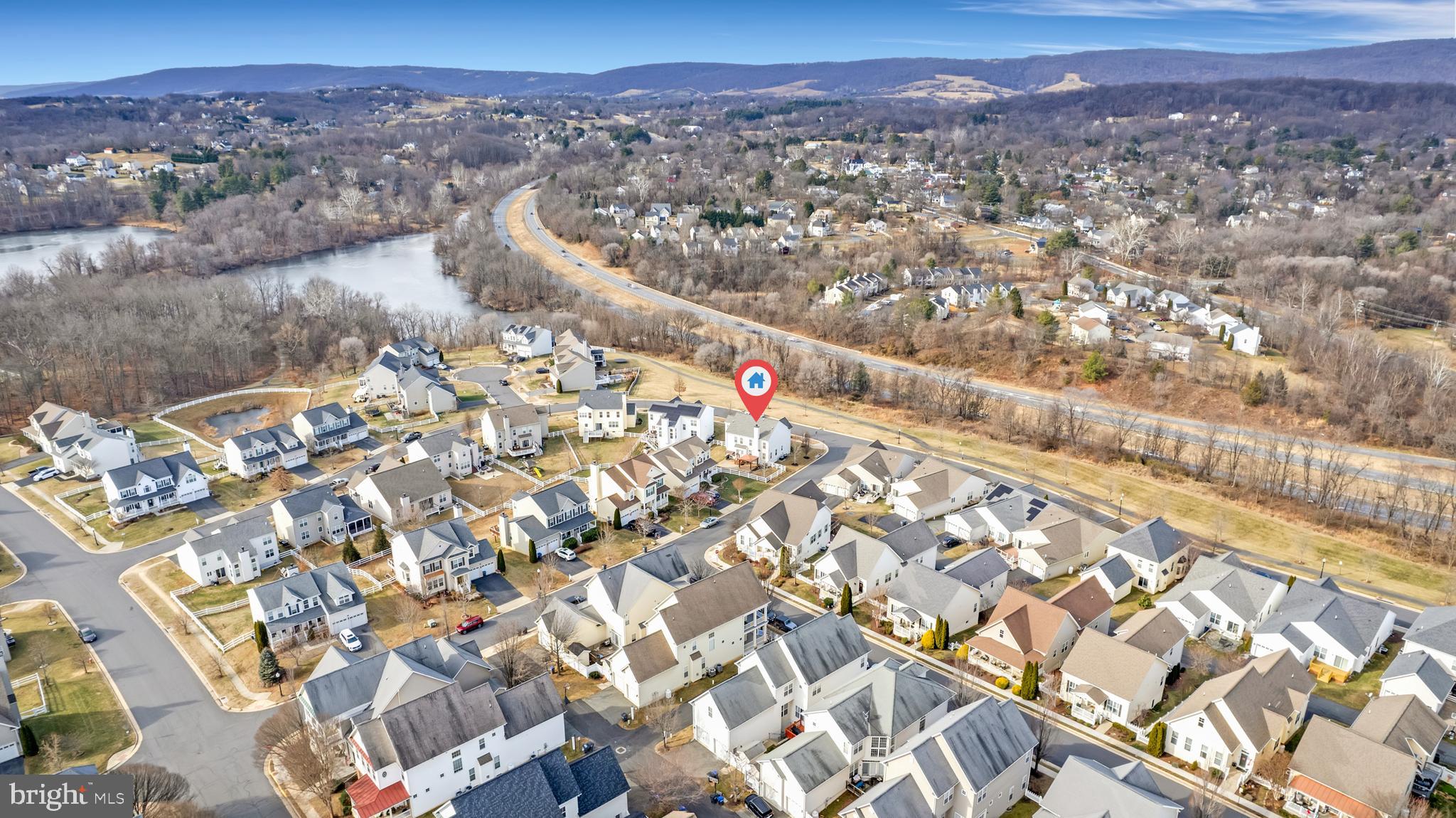 LAKE POINT ROUND HILL - Residential