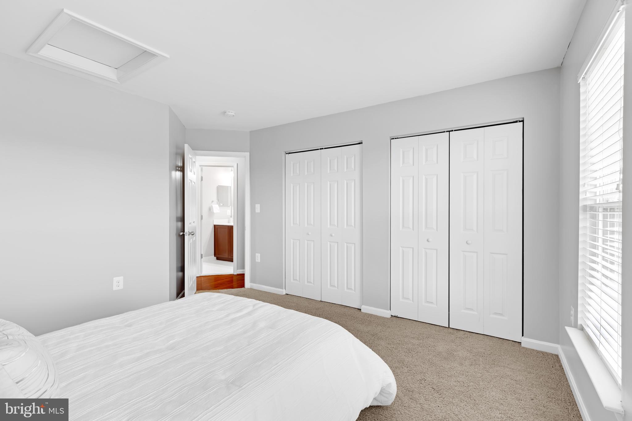 LAKE POINT ROUND HILL - Residential