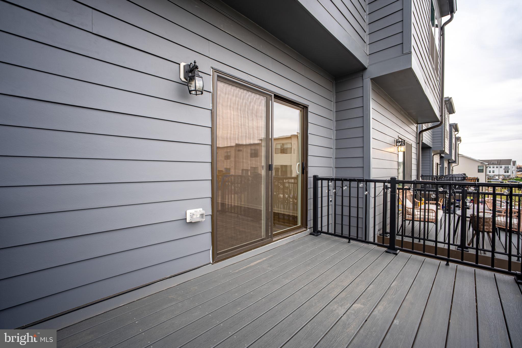 RENN QUARTER - Residential Lease