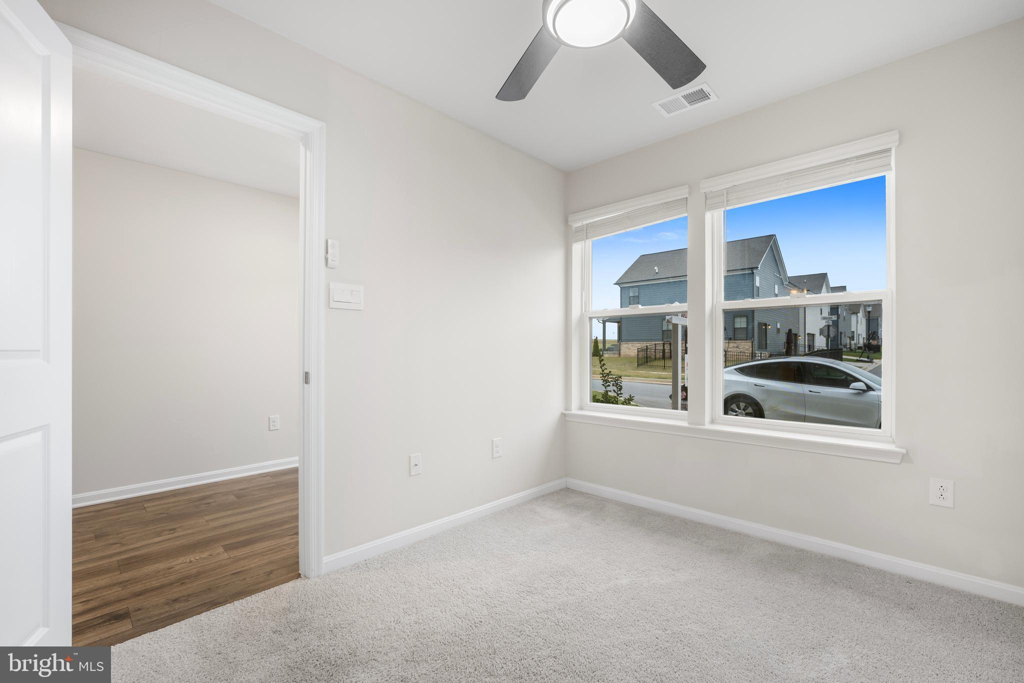 RENN QUARTER - Residential Lease