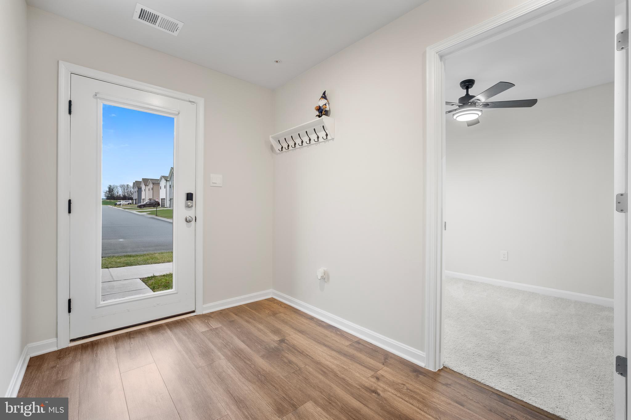 RENN QUARTER - Residential Lease