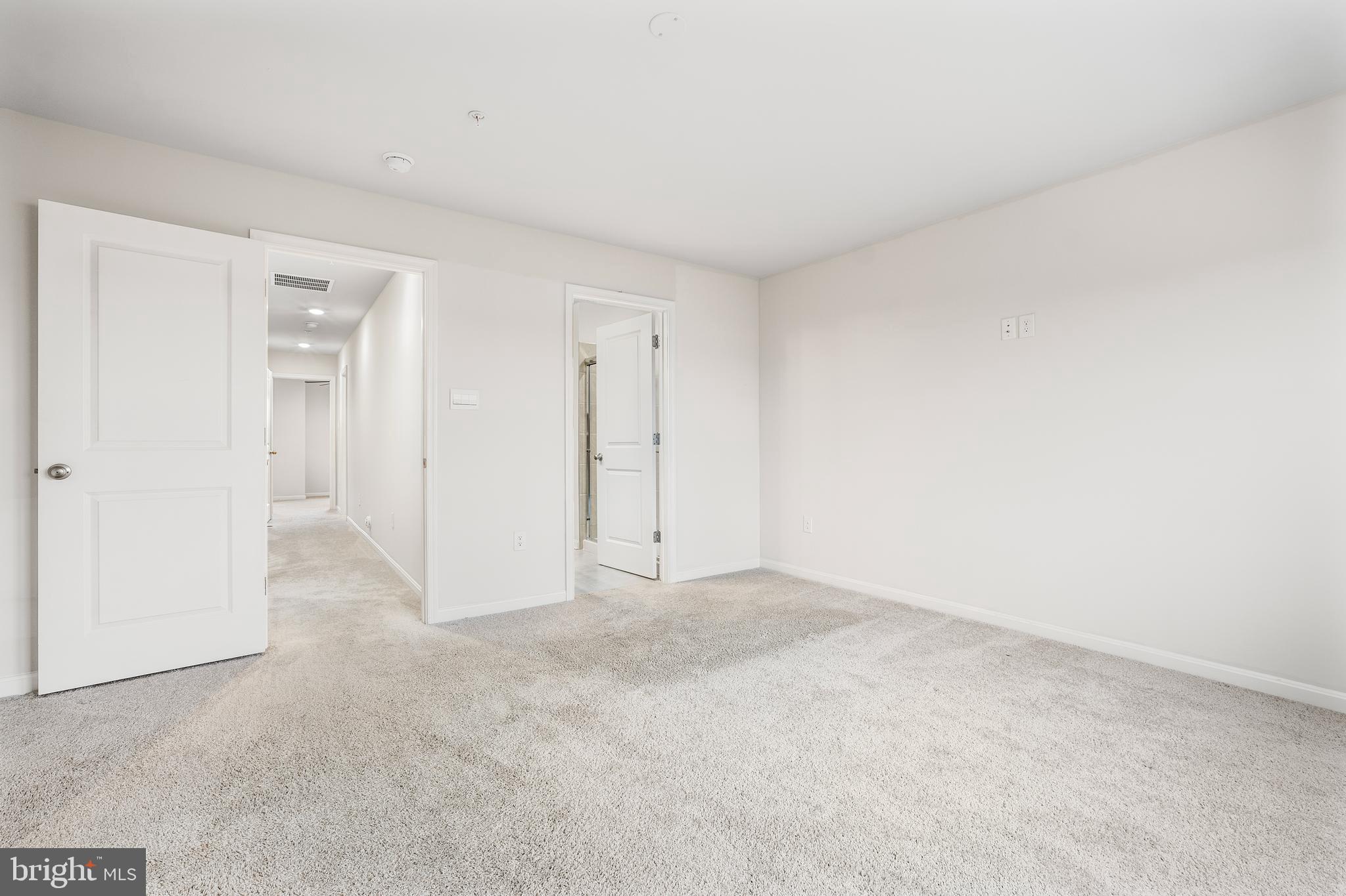 RENN QUARTER - Residential Lease