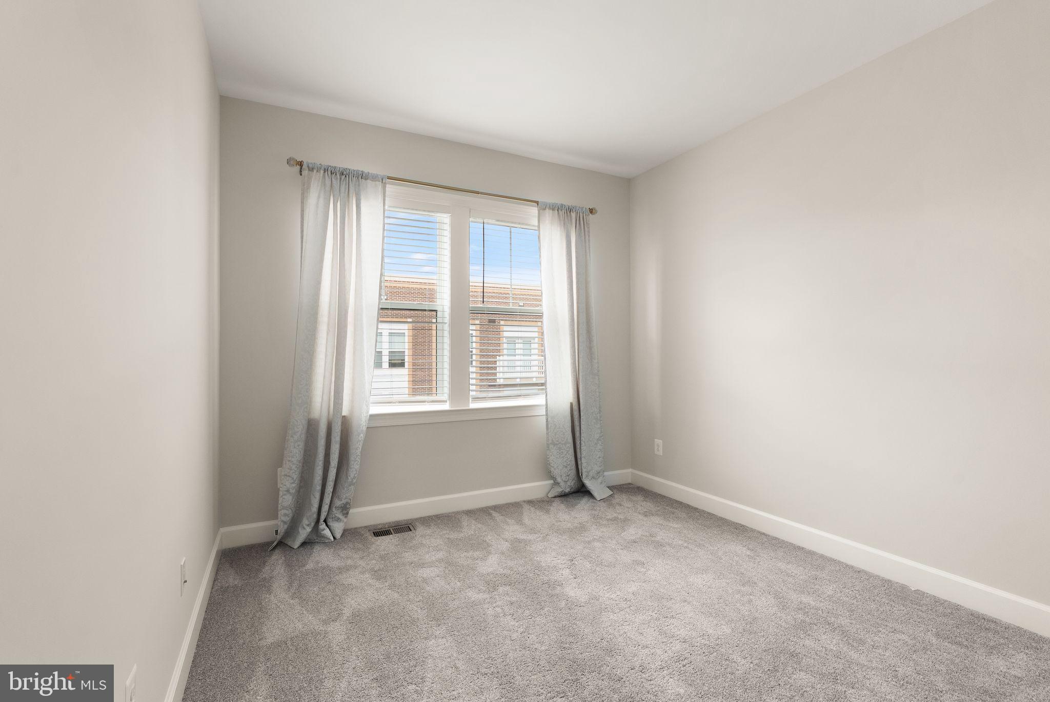 KINCORA - Residential