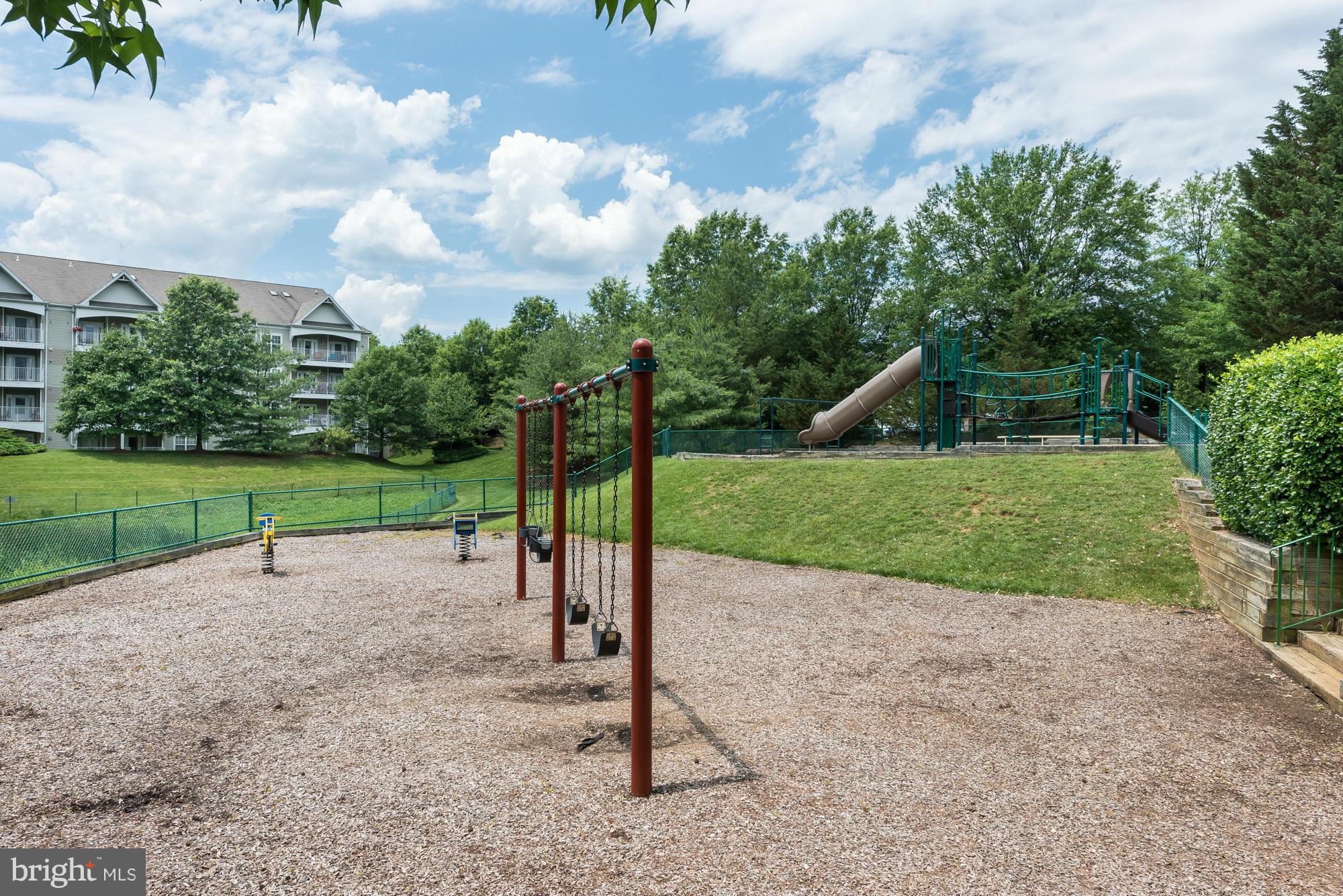 WINDGATE CONDO - Residential