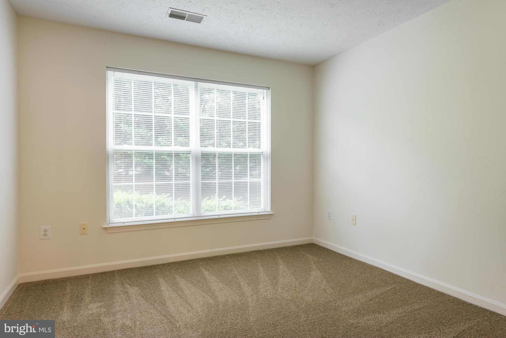 WINDGATE CONDO - Residential