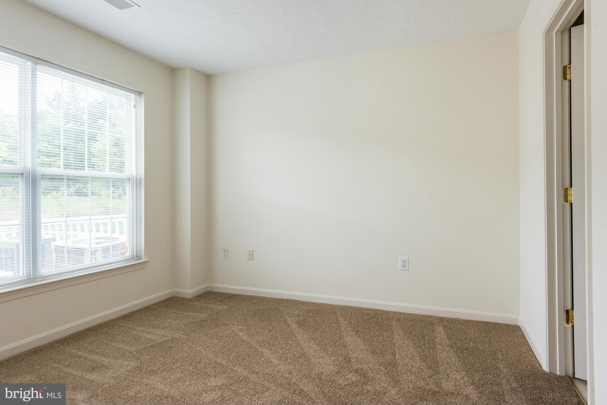 WINDGATE CONDO - Residential