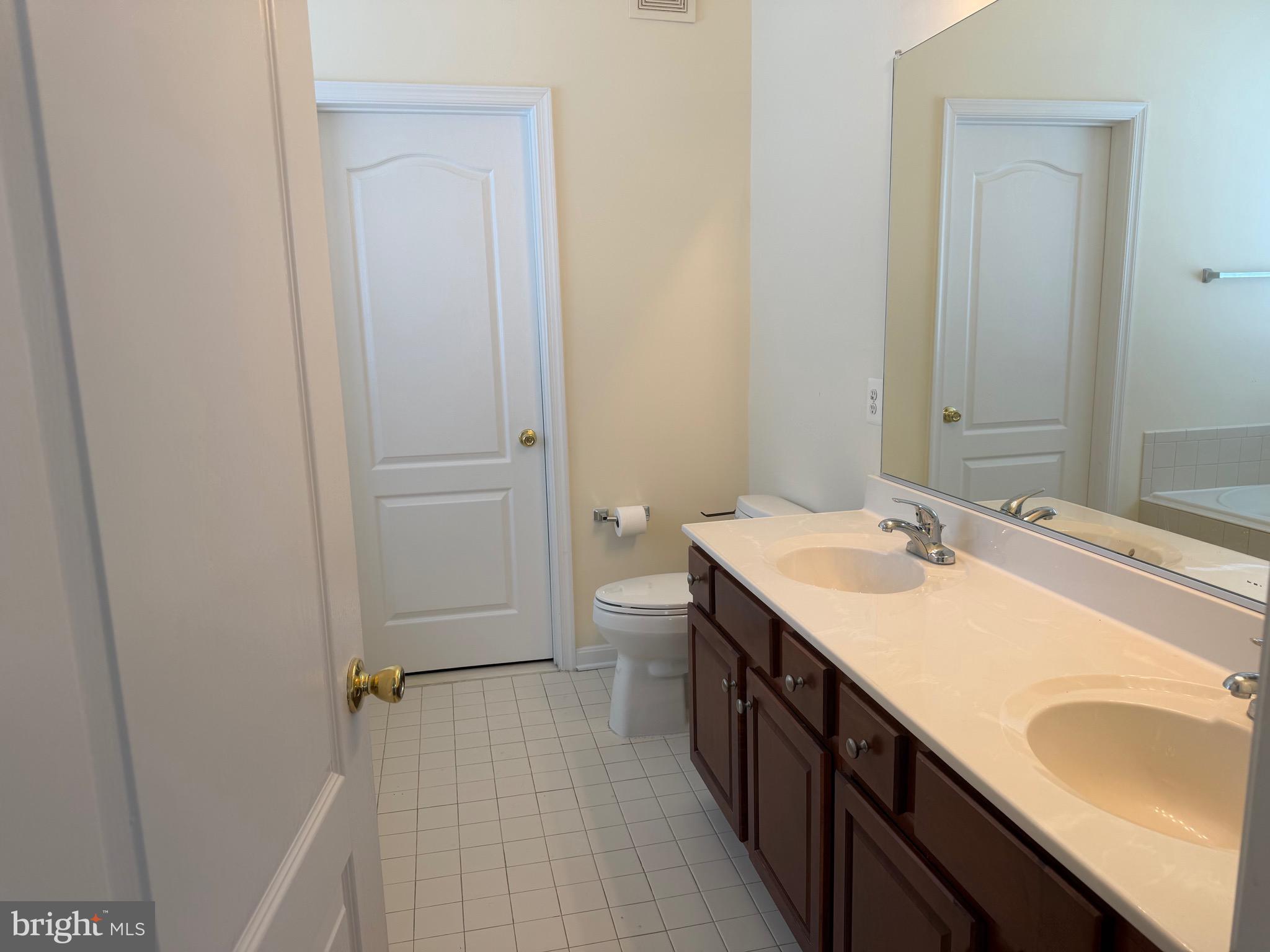 TOWN CENTER AT CAMP SPRINGS - Residential