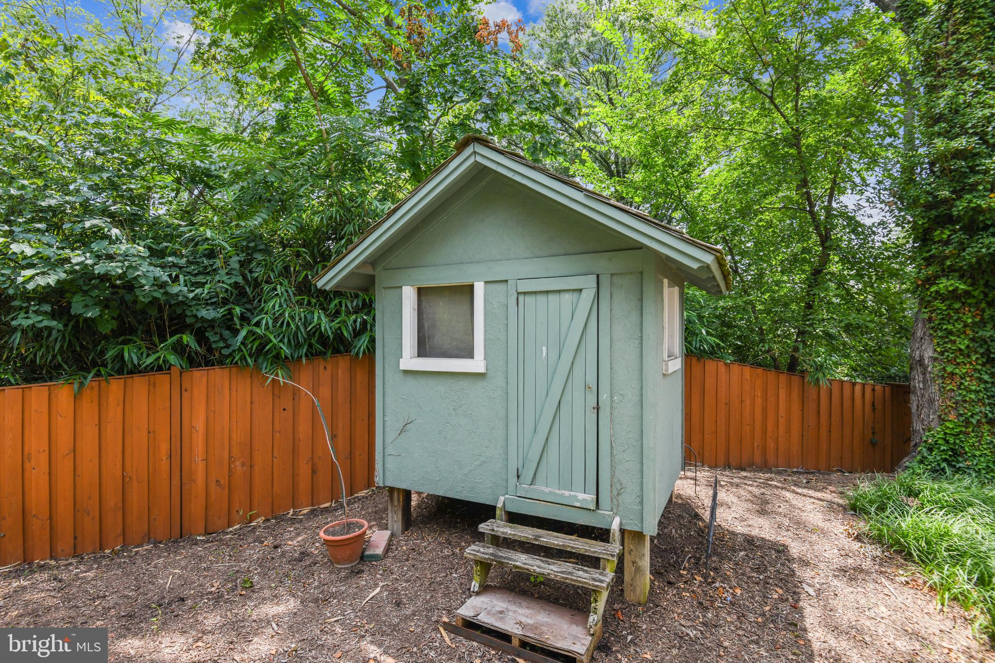 GENERAL COOPER ESTATES - Residential