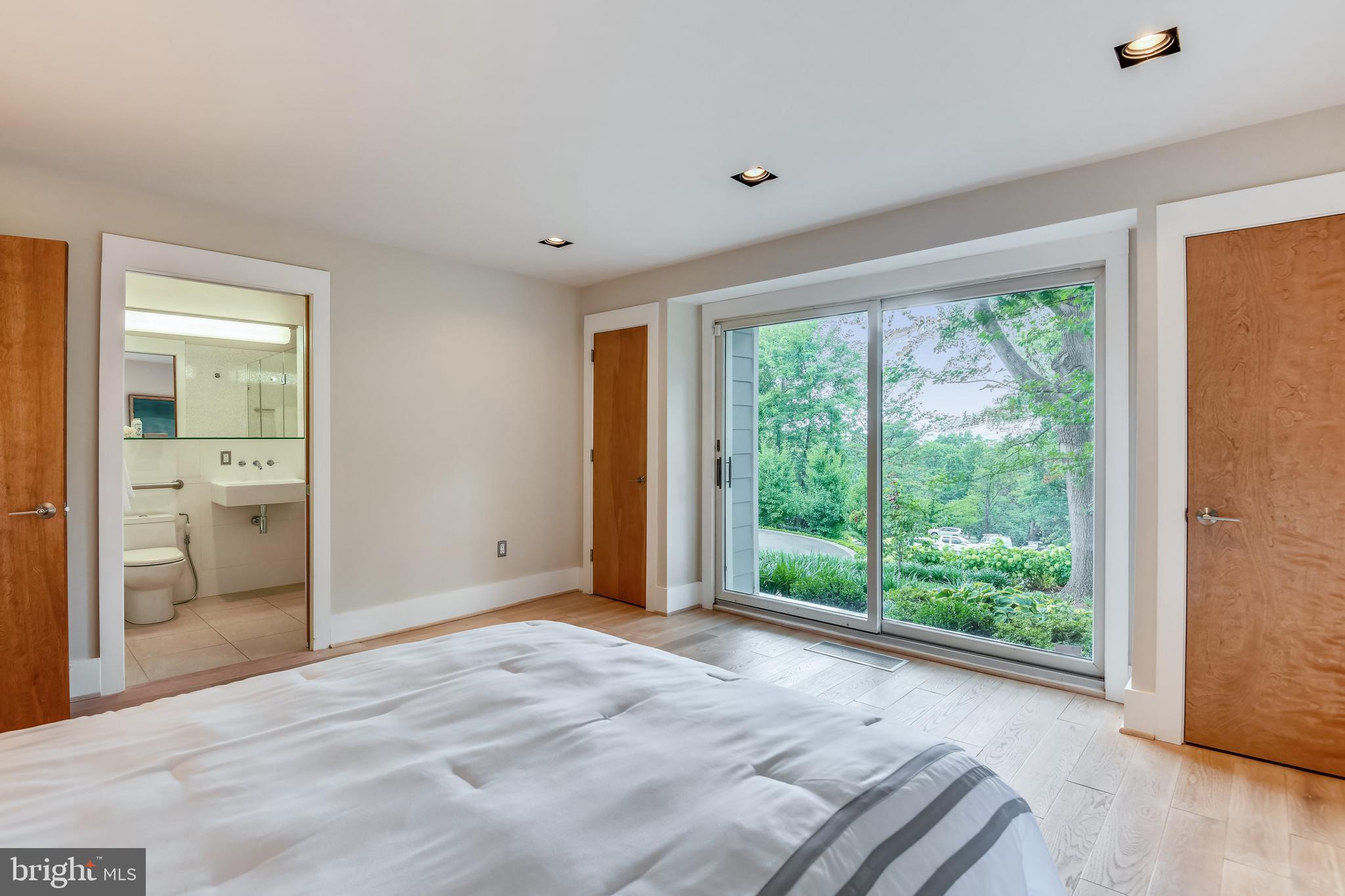 GENERAL COOPER ESTATES - Residential