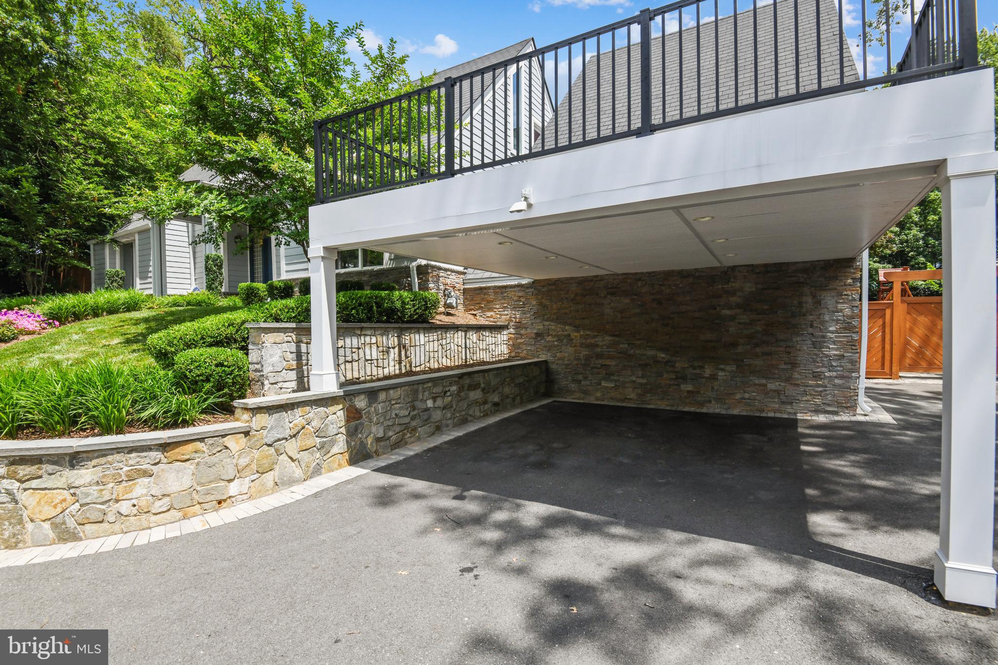 GENERAL COOPER ESTATES - Residential