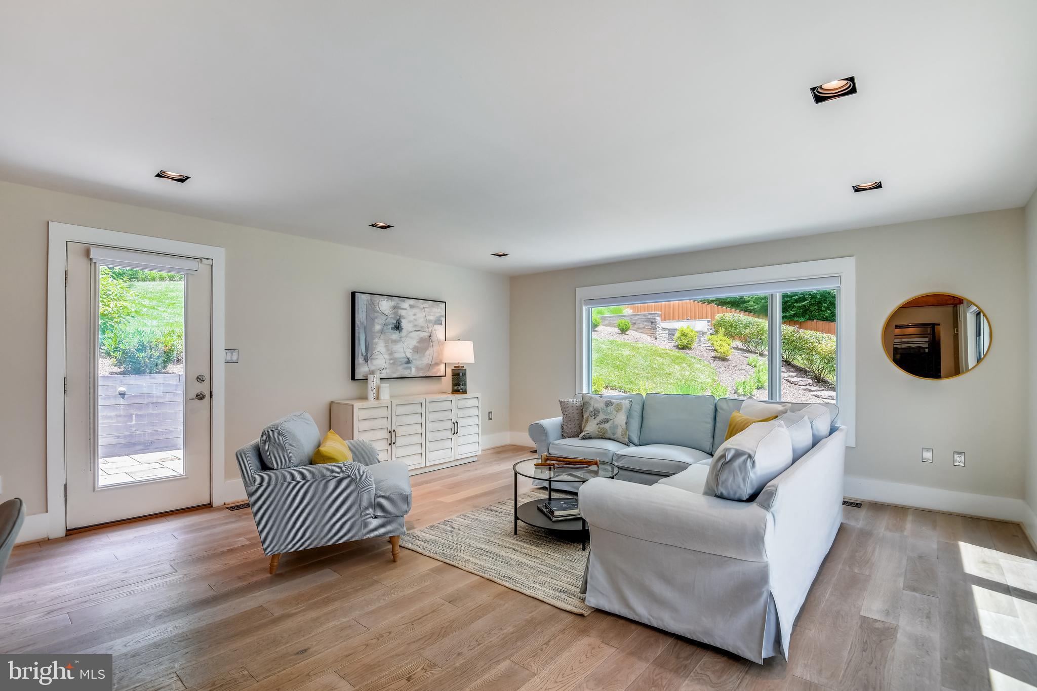 GENERAL COOPER ESTATES - Residential